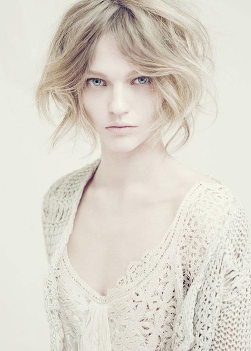 Alberta Ferretti 2011 ďVƬDƬ